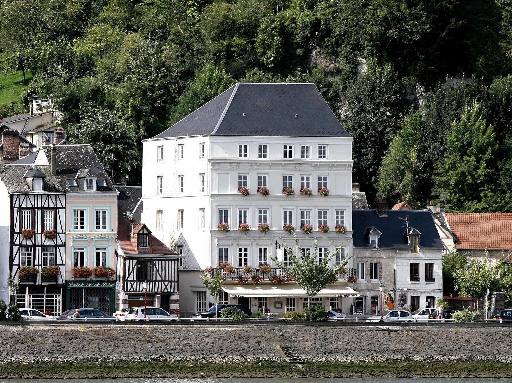 Logis - Hotel & Restaurant Le Bellevue La Bouille المظهر الخارجي الصورة