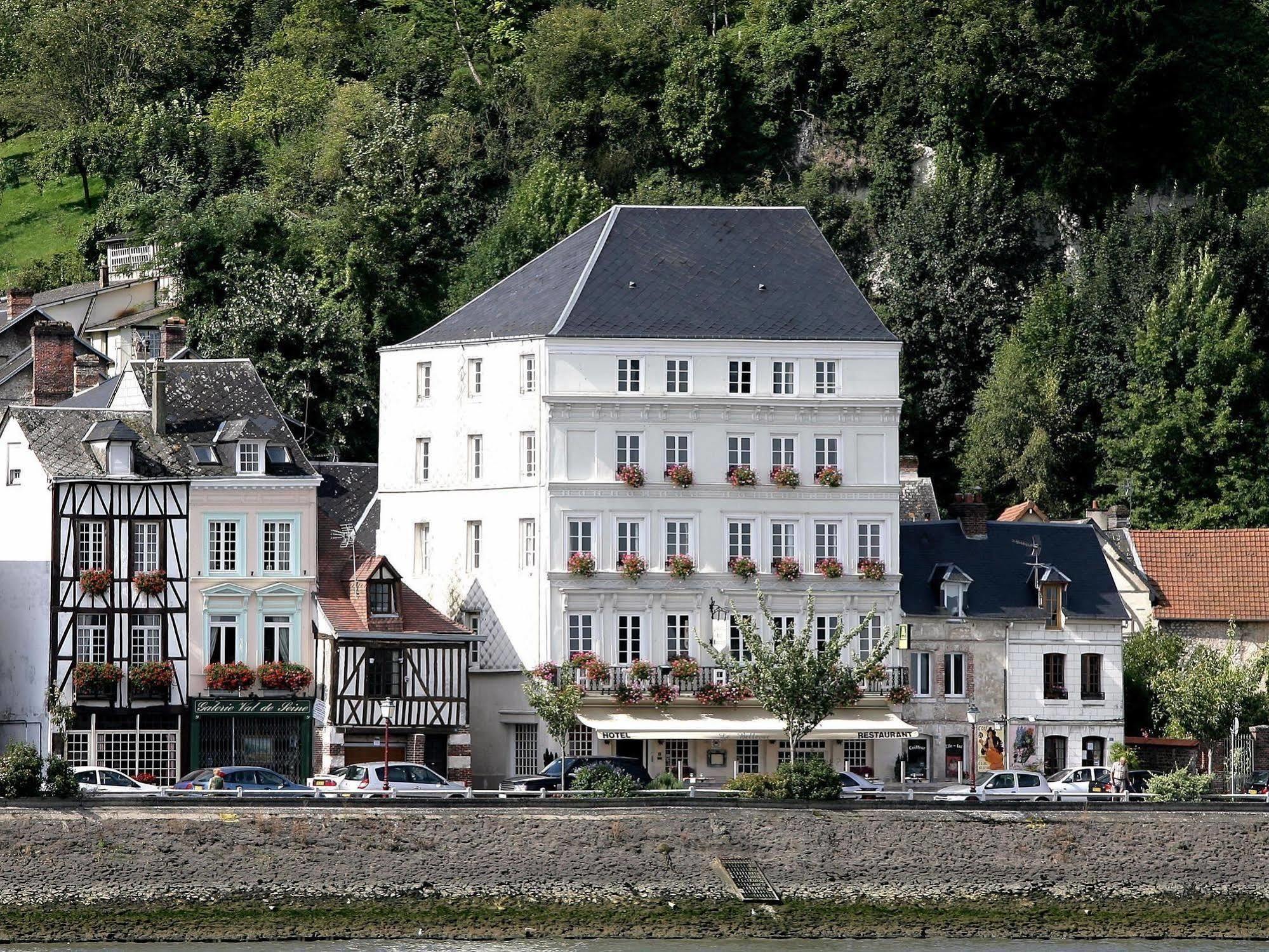 Logis - Hotel & Restaurant Le Bellevue La Bouille المظهر الخارجي الصورة